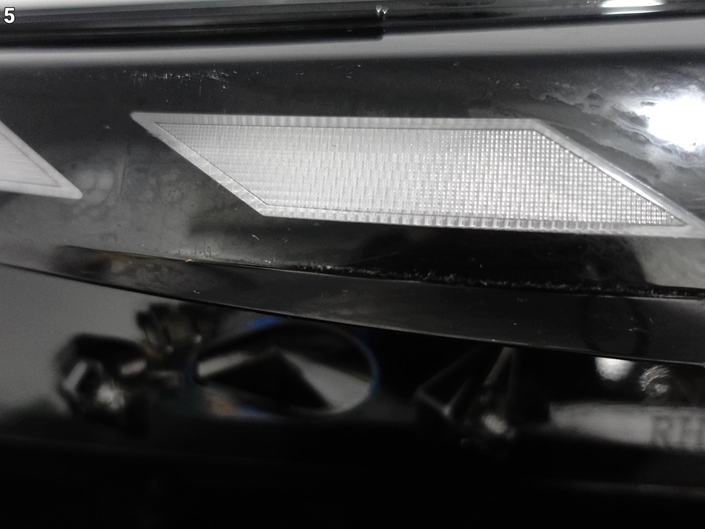 SKODA ELROQ 5LB 25- light HEADLIGHT CRYSTAL FULL LED right front EUROPA