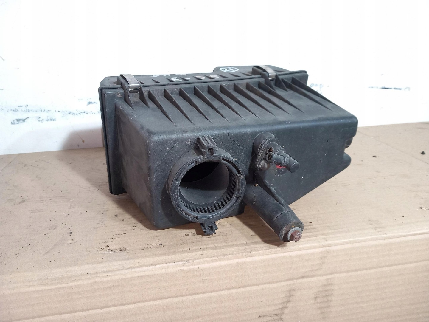 Gehäuse filter luft BMW SERIA 5 E34 518i M40 1730916