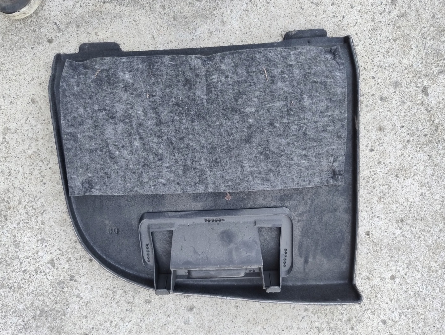 boot upholstery AUDI A4 B8 8K9863989