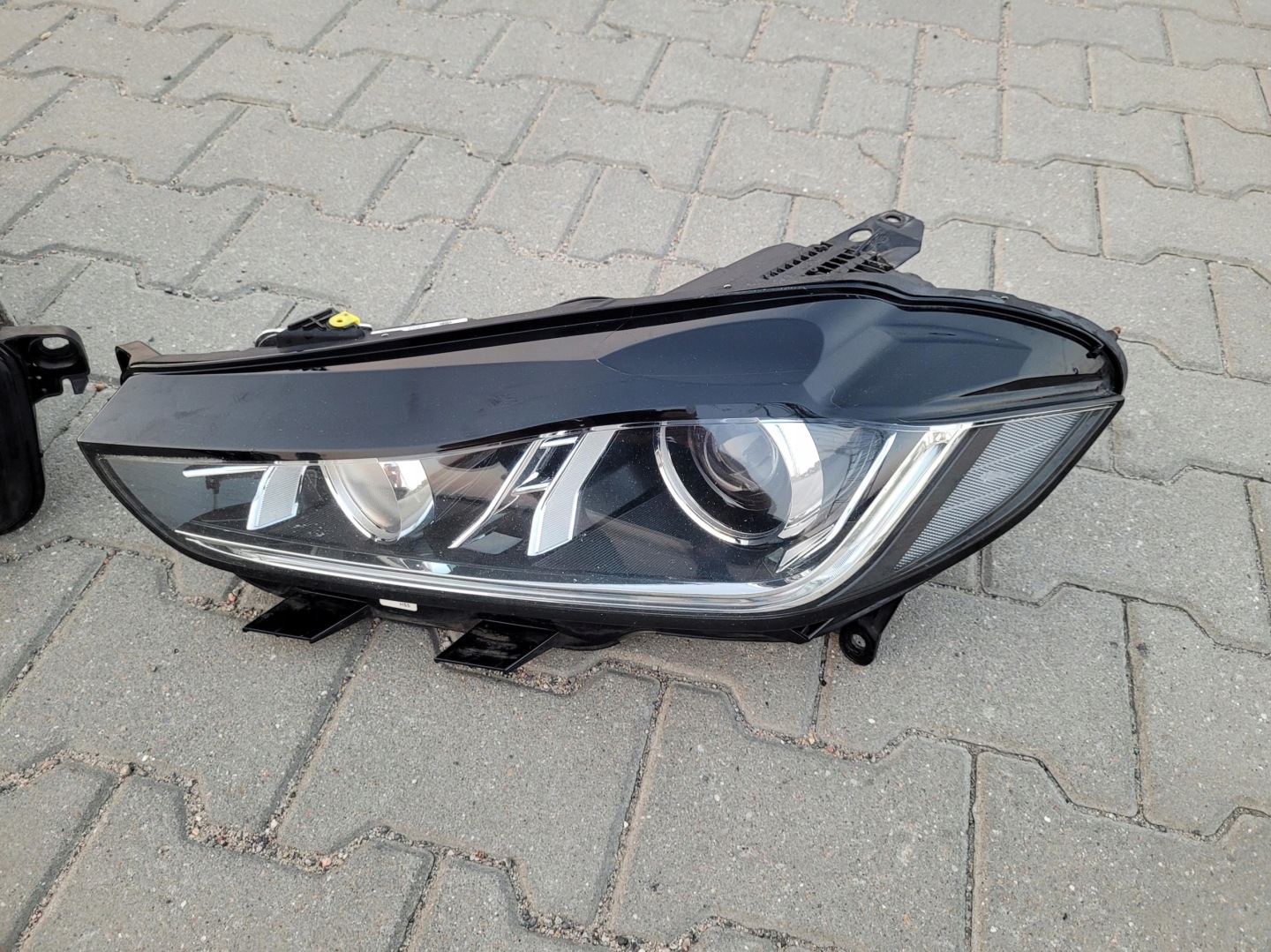 light front front left right XENON LED 11PIN EUROPA JAGUAR XE X760