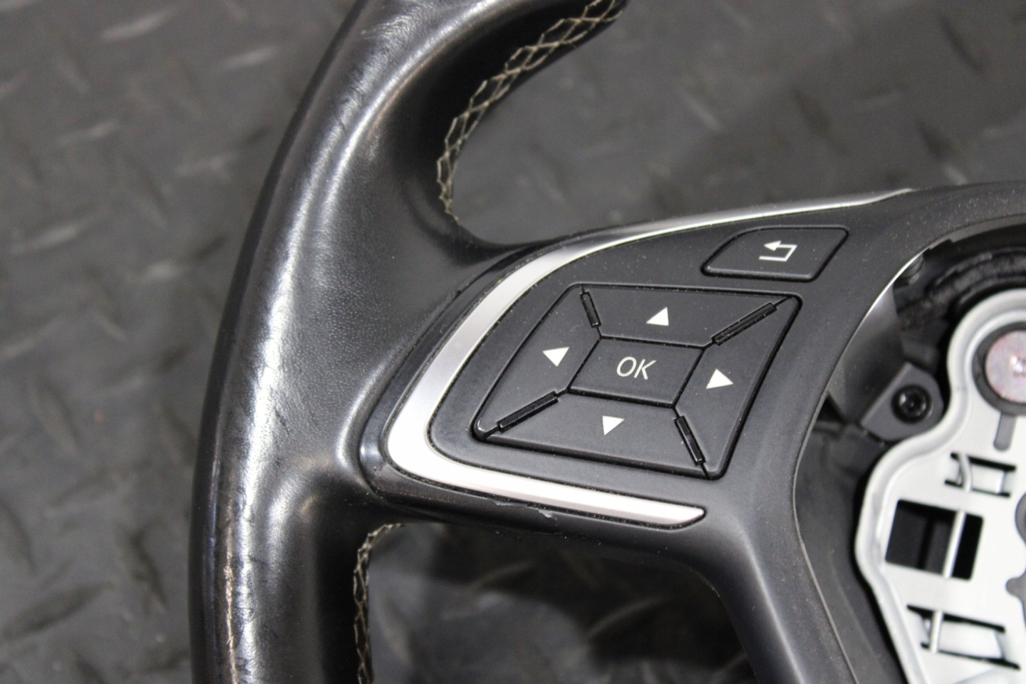 steering wheel, MULTIFUNKCJA with shifting INFINITI Q30