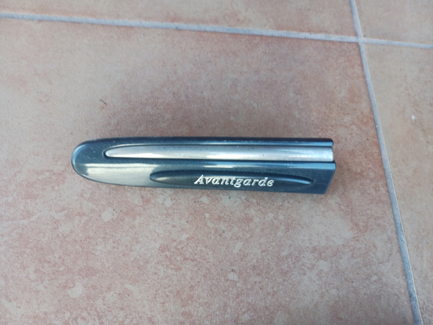 modanatura parafango sinistra MERCEDES CLK W209