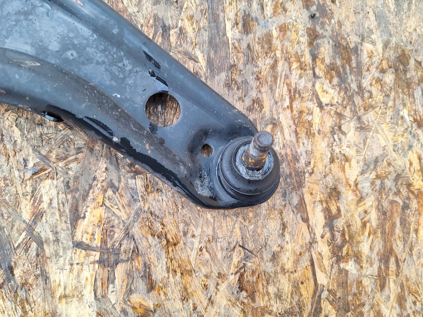 arm front right Toyota Urban Cruiser