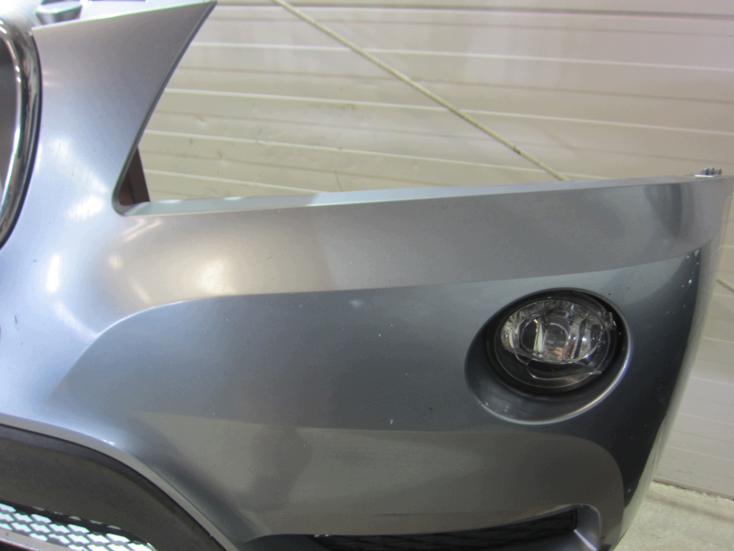 BMW X3 F25 front before LIFT bumper BLUE 896 WATER front without PDC 7210451