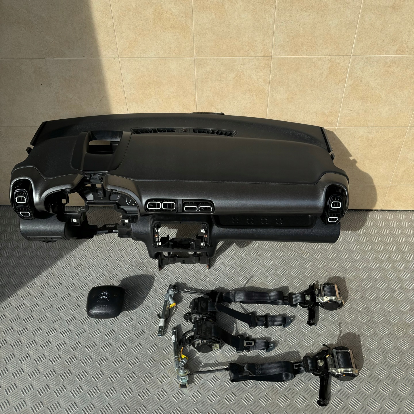 dashboard complete airbag console tension belts cockpit CITROEN C3 AIRCROSS