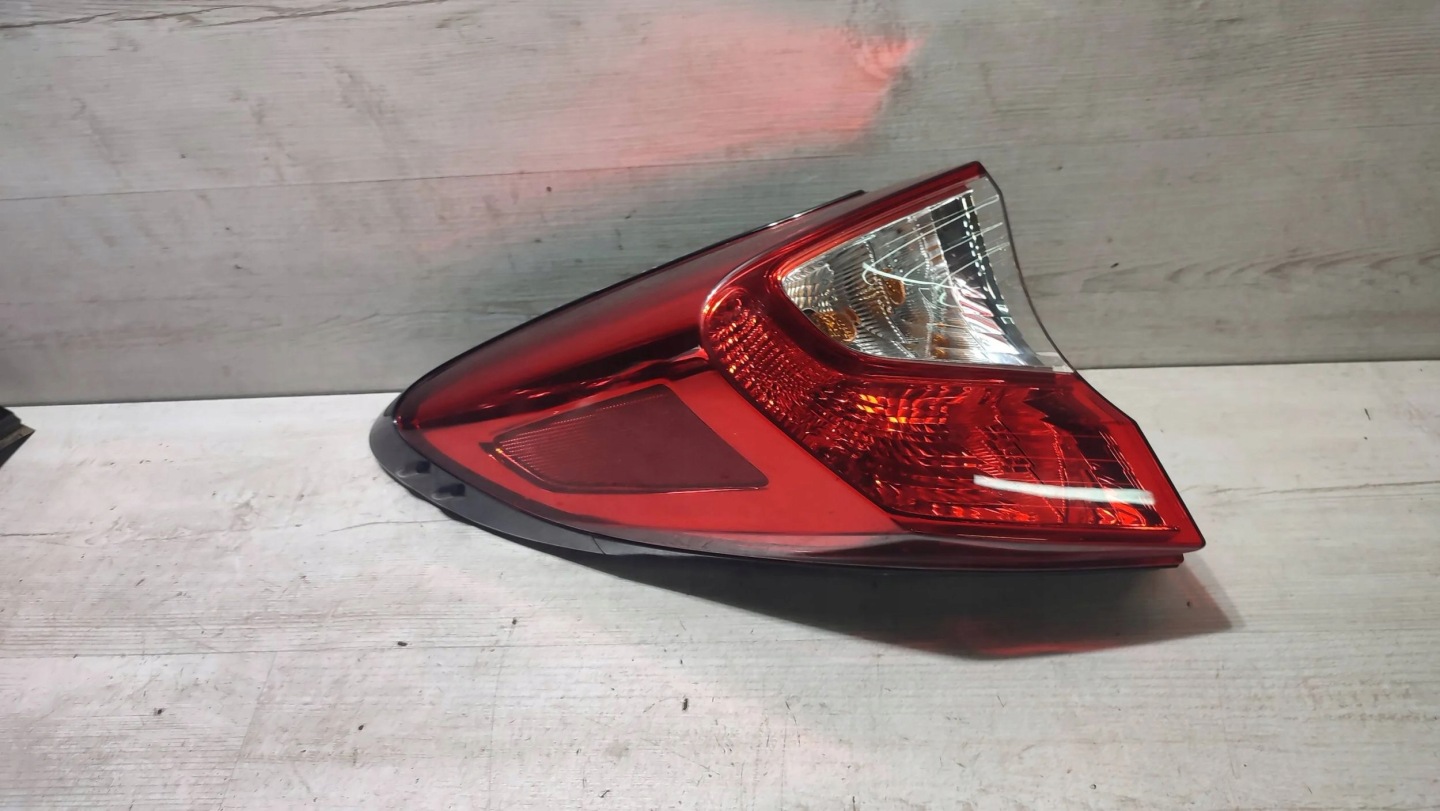 Toyota C-HR and 2019 rear part side left light rear