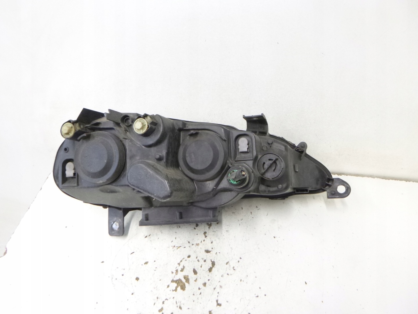 light front left Alfa Romeo 147 2005r.