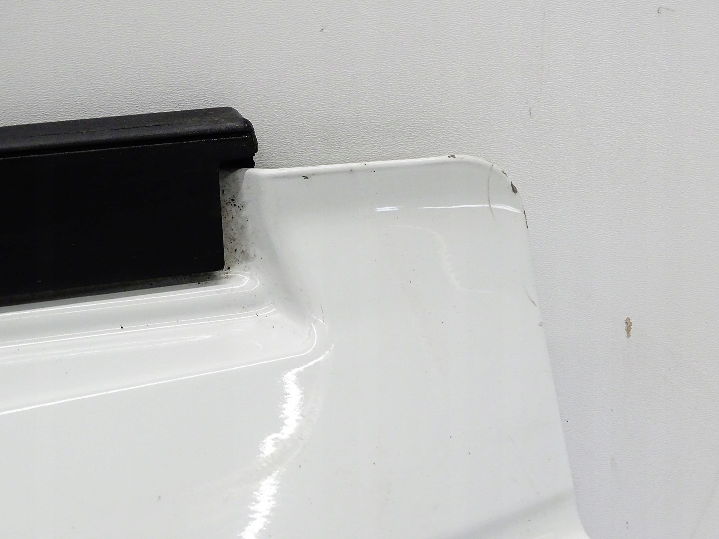 trunk door cover boot BURTA rear part rear lower BMW X5 E70 BIALA