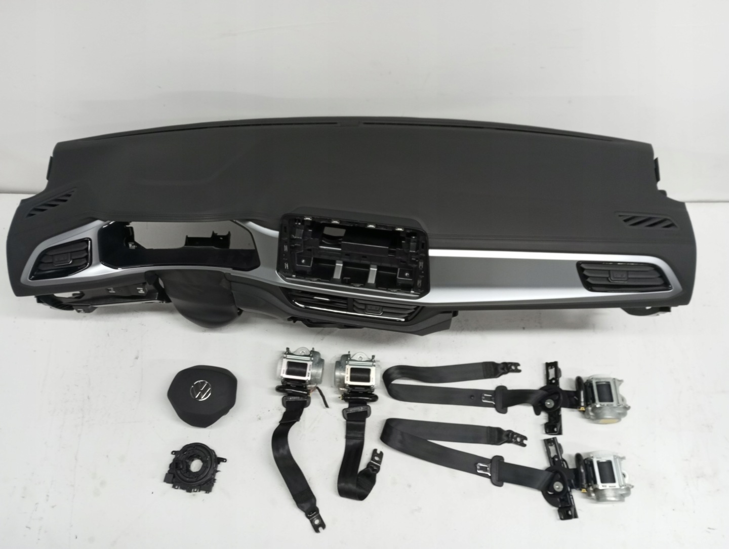 dashboard VW T ROC 2GA LIFT