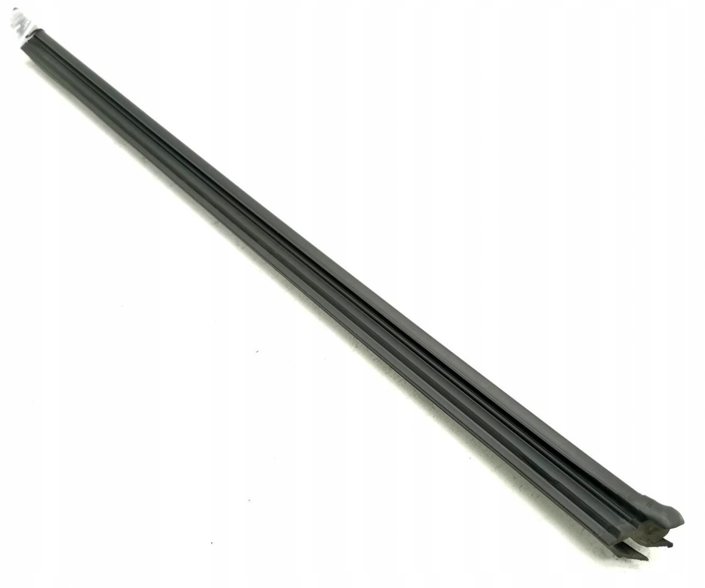 moulding dust windows VW TIGUAN II 5NA837479