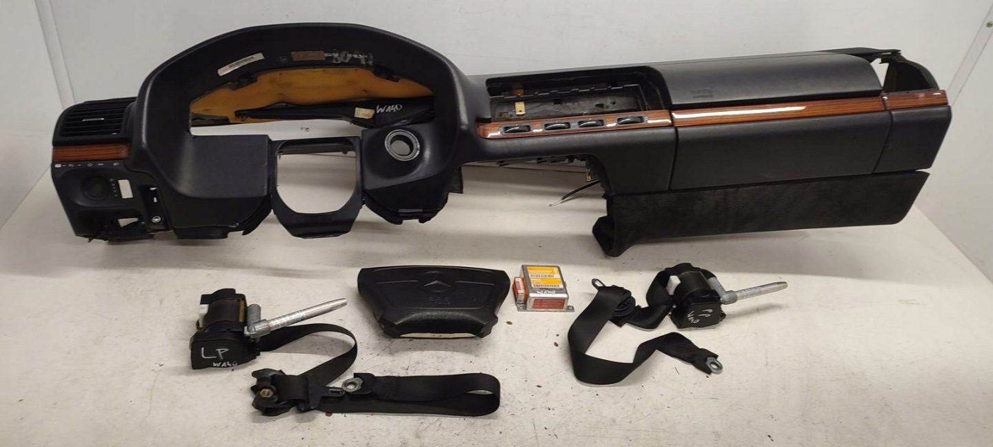 dashboard console airbags tension belts Mercedes W140 3,2