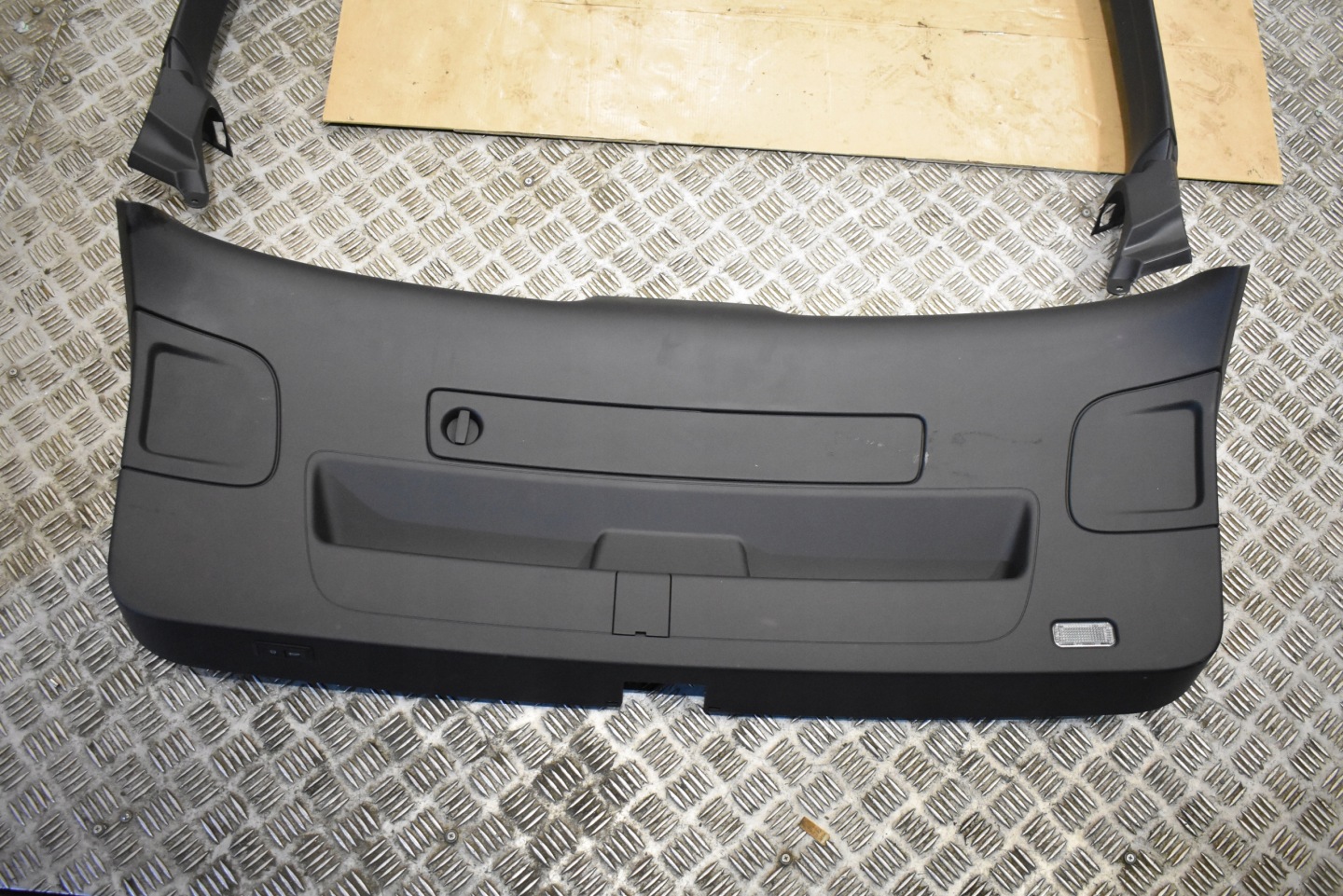 IDEALNA cover cap bonnet KPL. boot KPL. AUDI A6 C7 1