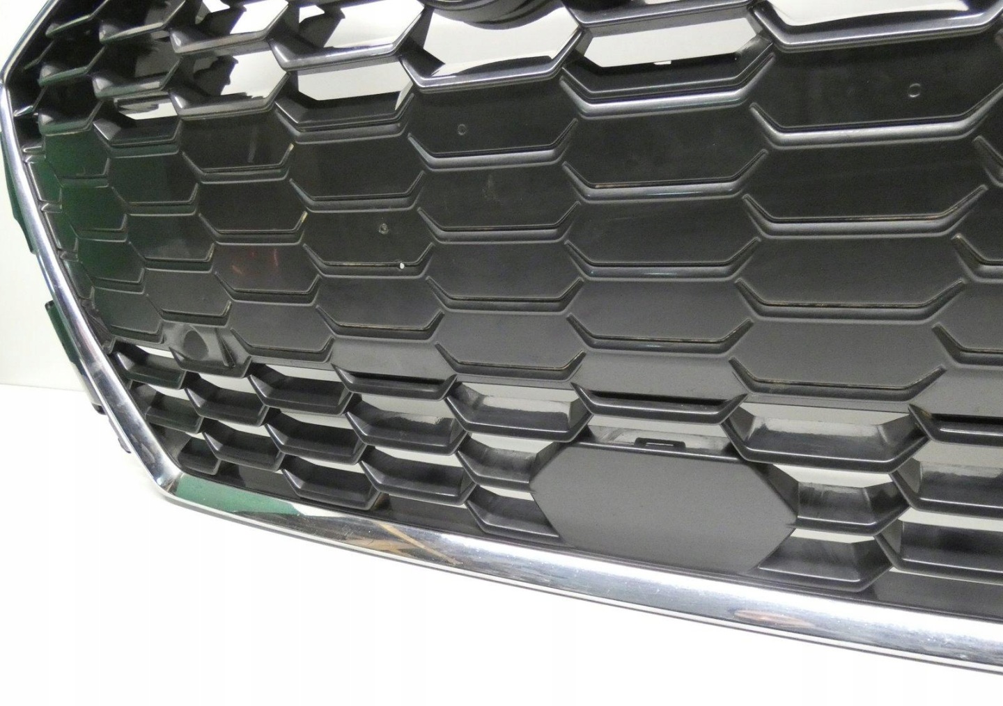 AUDI A3 8Y0853651A 2020- Grille Avant Pare choc