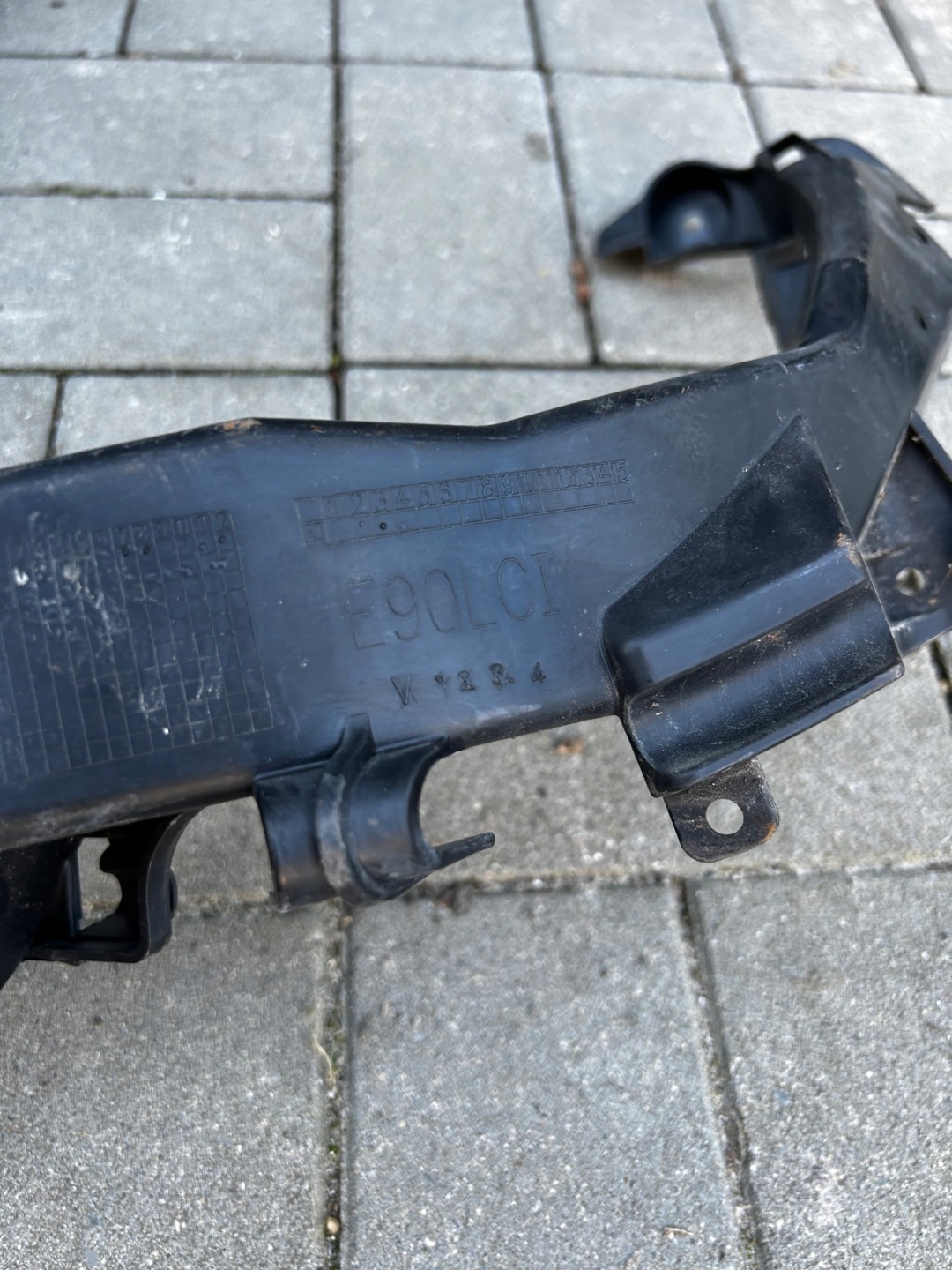 BMW 3 E90 E91 LCI 08-12 ARMATURE SUPPORTS SOUS LAM