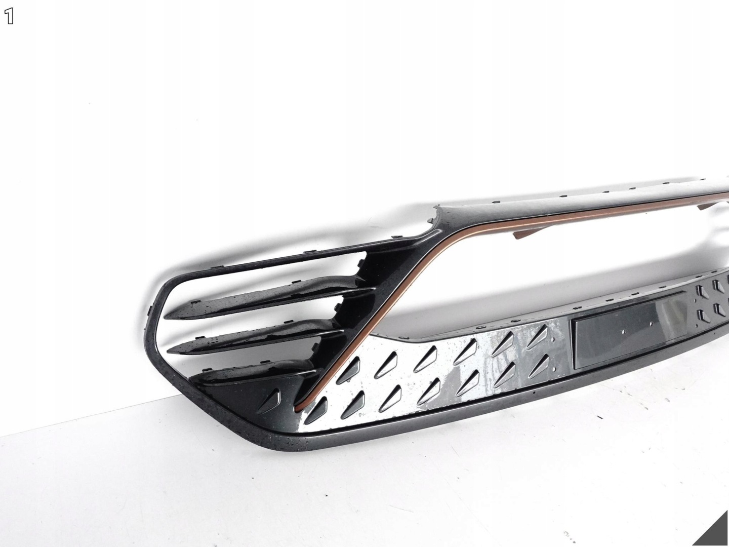 CUPRA BORN 10E 21- grill grid grille cap moulding W bumper front