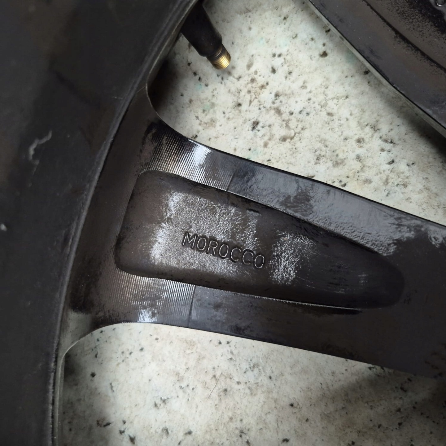 RENAULT 403004862R 7J19 CH5-32 19" disk hliníkový