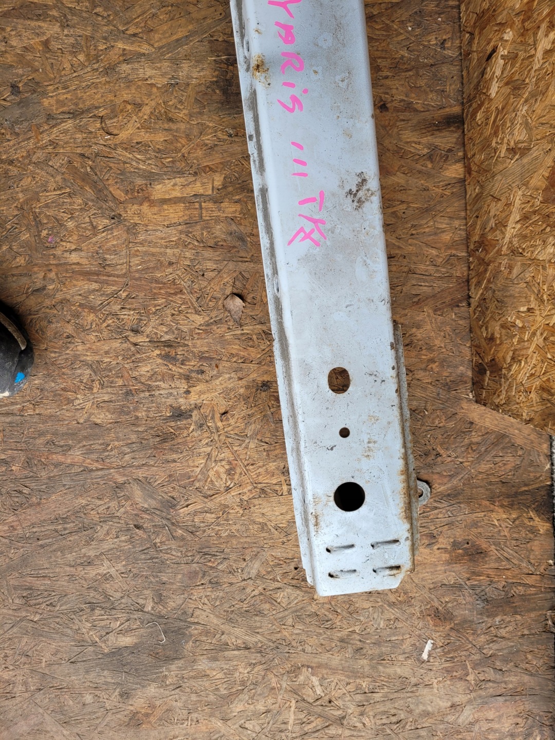 sider below bumper rear part rear TOYOTA YARIS III