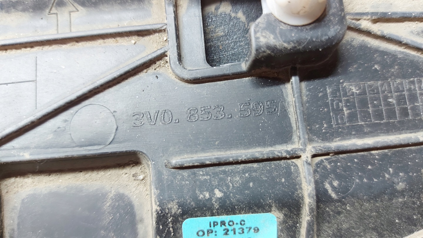 moulding door left left rear part rear SKODA SUPERB III 15