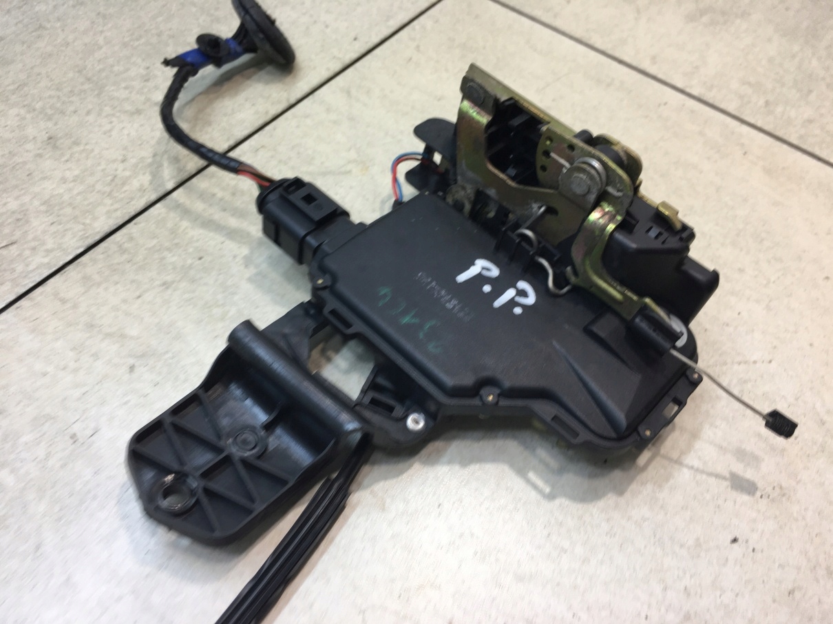 lock door right front PASSAT B5 8 PIN