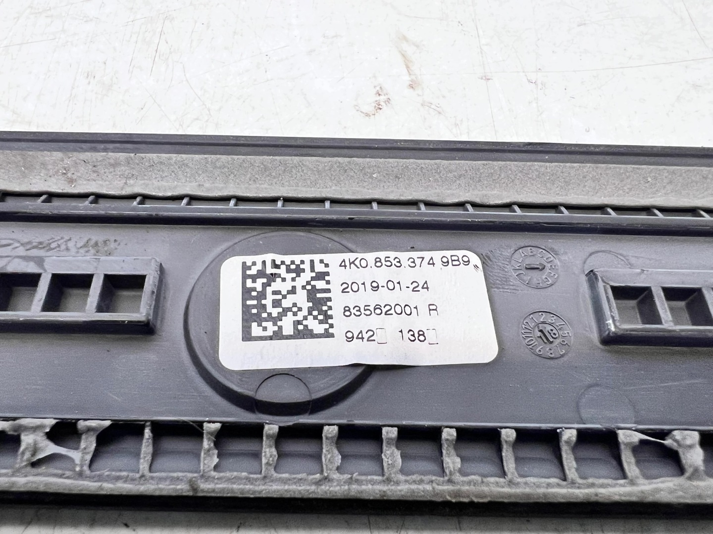 moulding threshold inner AUDI A6 C8 KOMPLET 4K0853374 4K0853375 4K0853376