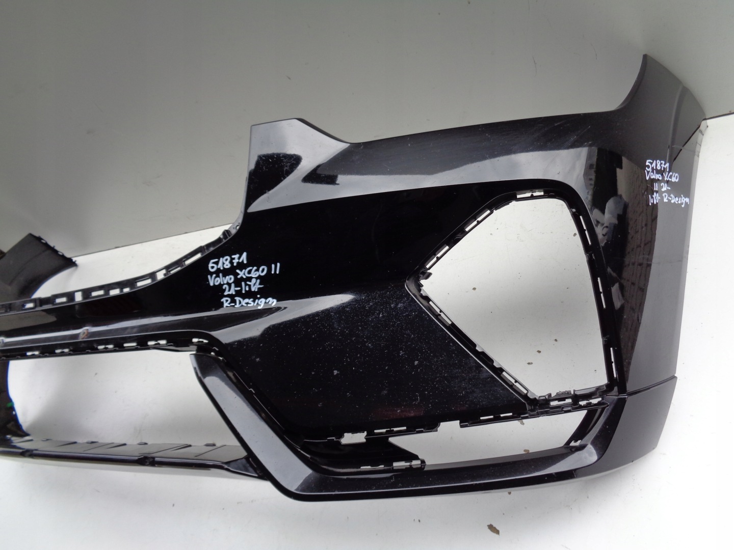 front bumper VOLVO XC60 II 21- LIFT R-design NR 51871