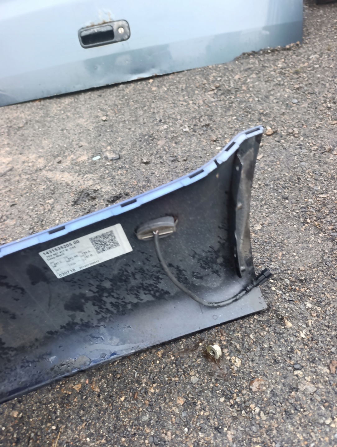 bumper rear part VW T5 LIFT Multivan Caravelle PDC