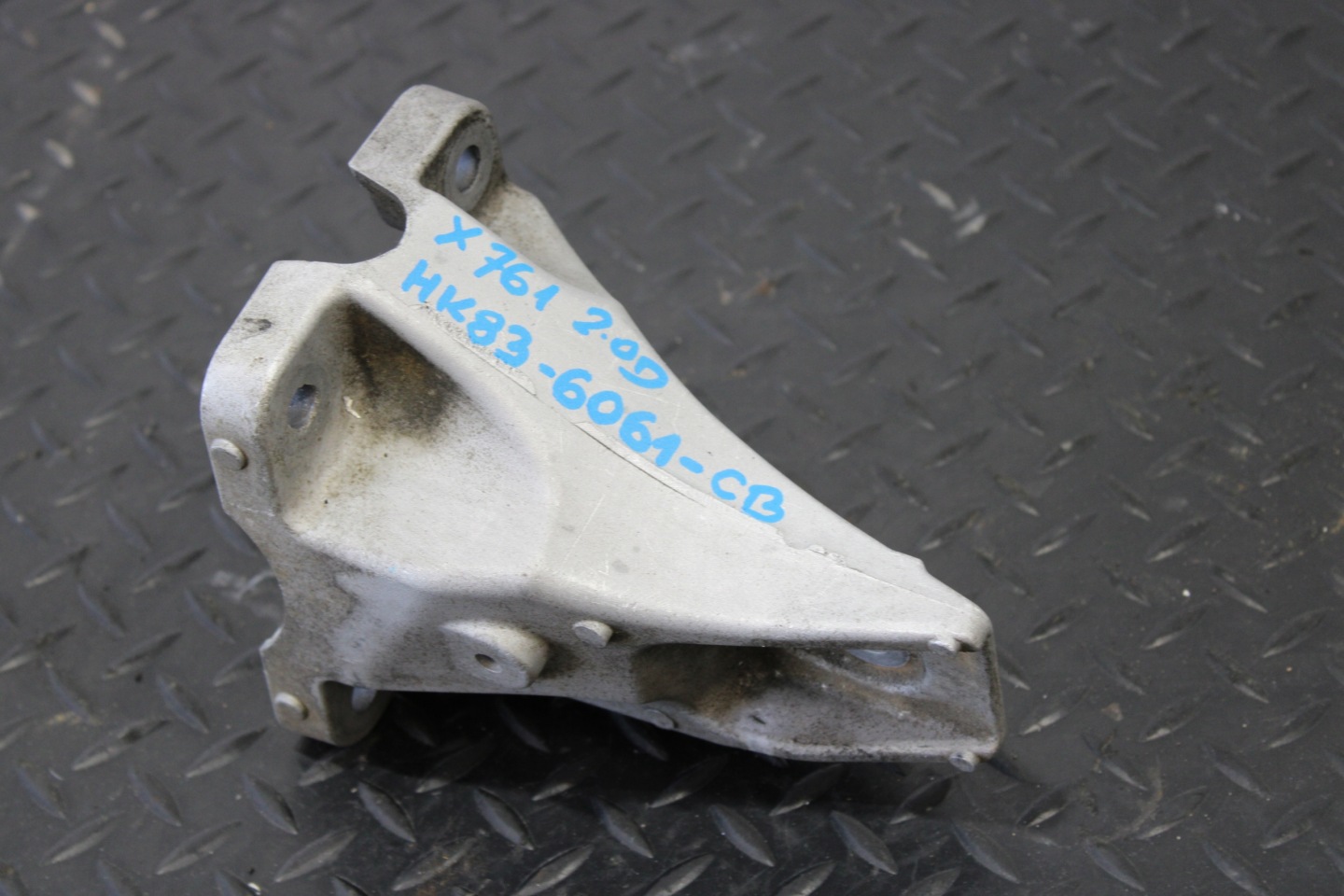Support Support plaque Moteur JAGUAR F-PACE X761 HK83-6061-CB