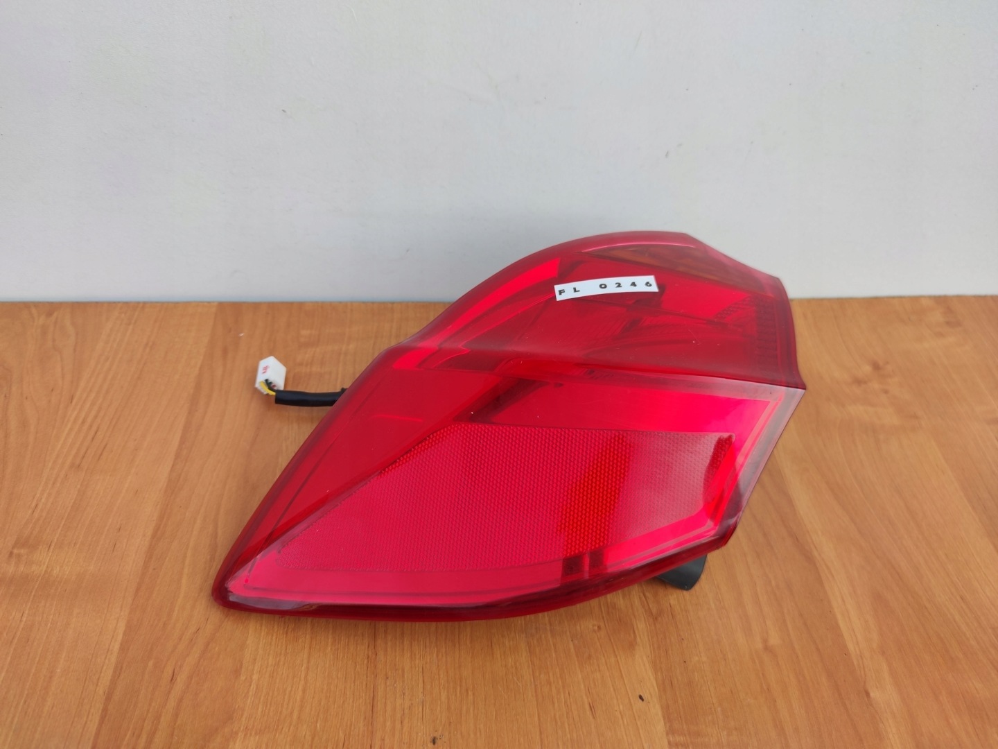 KIA CEED II 2 HB 12-16 ROK right light rear part IDEALNA