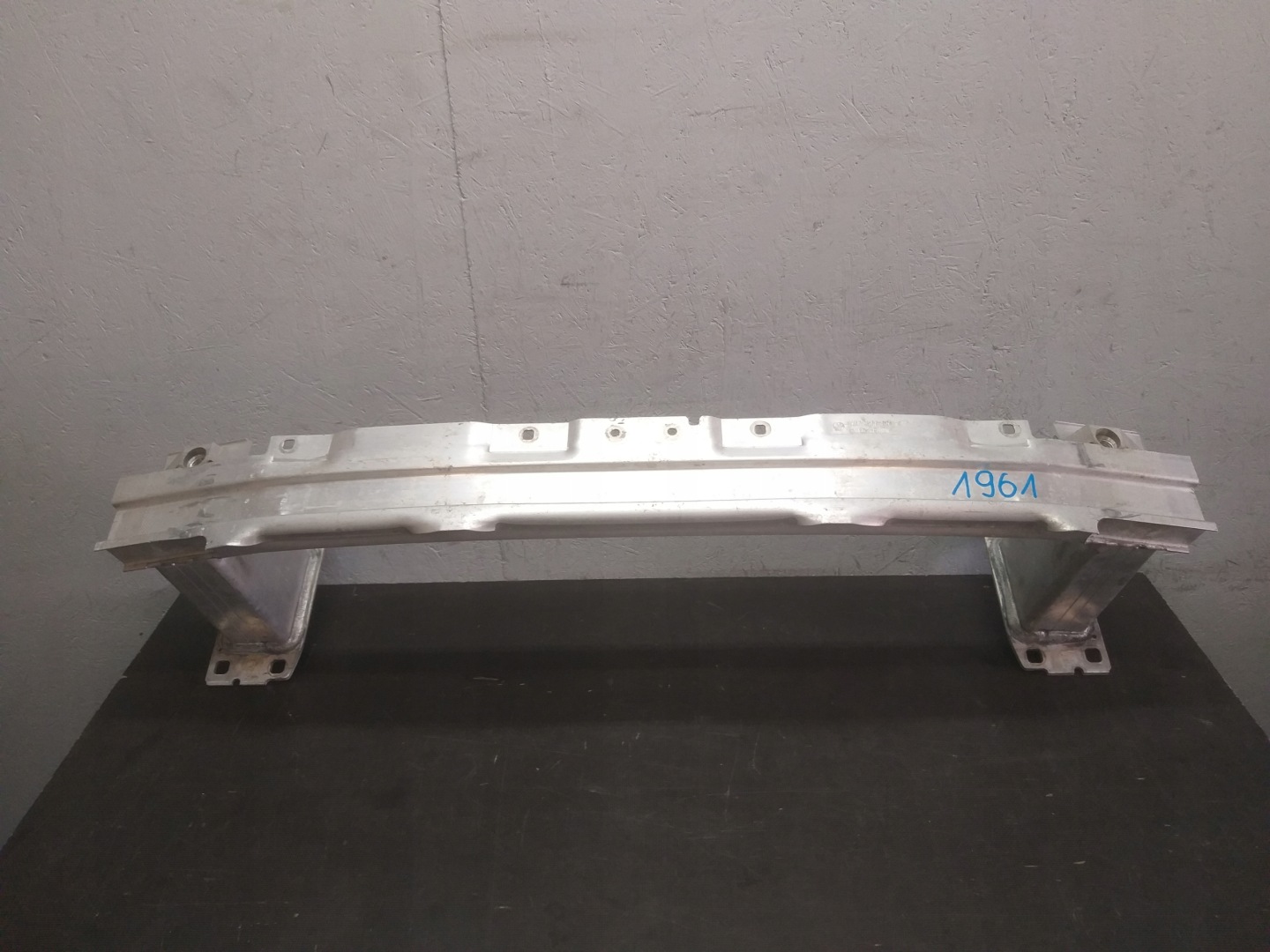 BUMPER SUPPORT FRONT VW TOUAREG III 3 760807109B