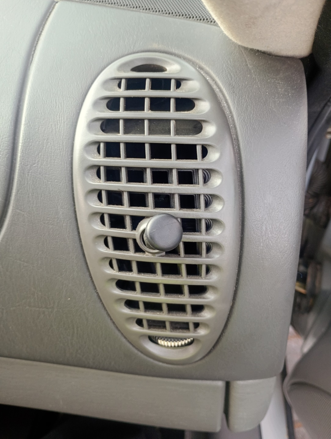 mřížka klími vzduchový pravá spolujezdce Saab 93 9-3 98-02