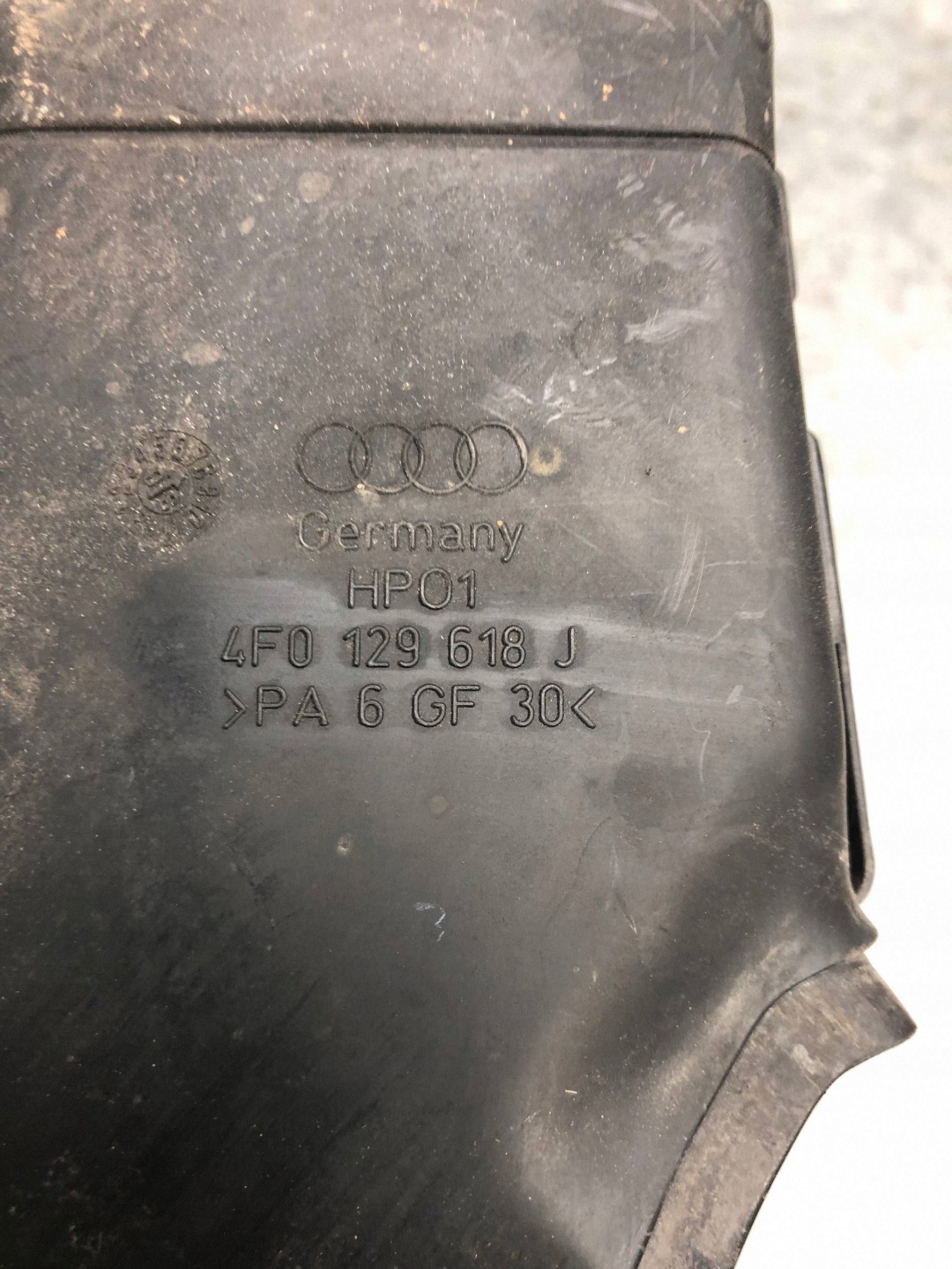 pipe air hose AUDI A6 C6 4F0129618J