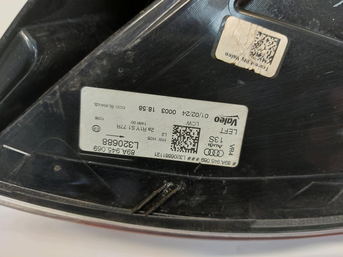 Audi Q4 89A 45 E-TRON , SUV, 2023, light left rear part rear 89A945070