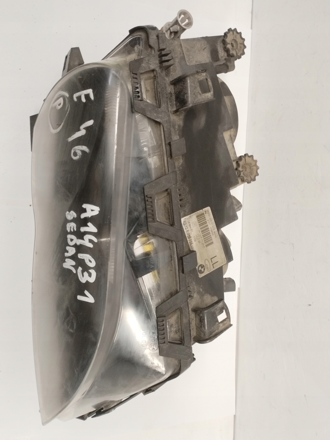 light front right BMW E46 sedan 6910956