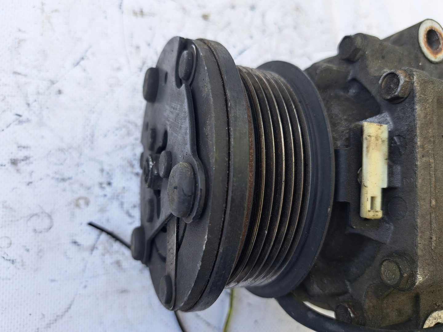FORD FOCUS FIESTA YS4H-19D629-AB compressor KLIMATY