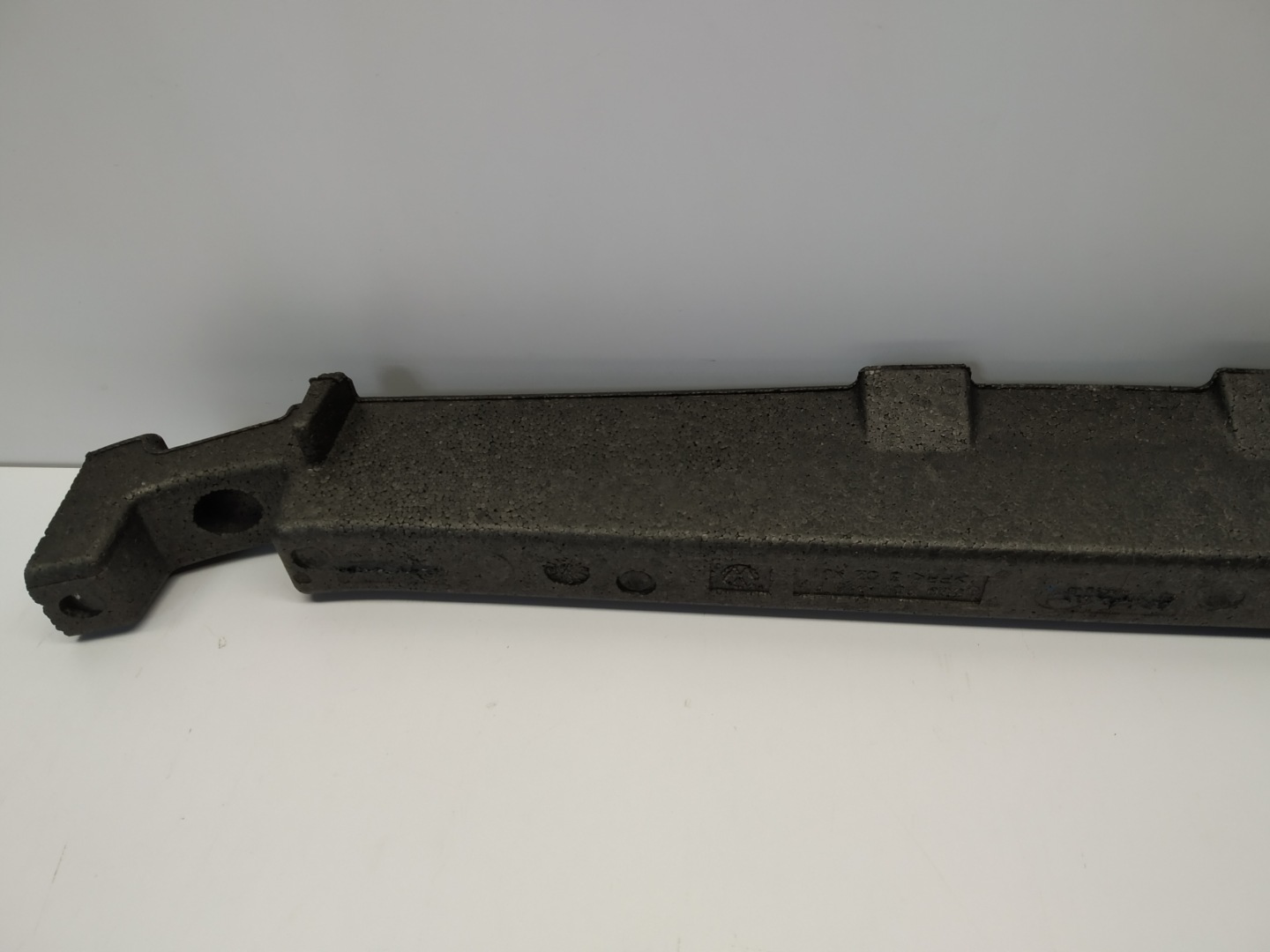 GOLF VII 7 ABSORBER ASSORBITORE PARAURTI ANTERIORE RINFORZO PARAURTI