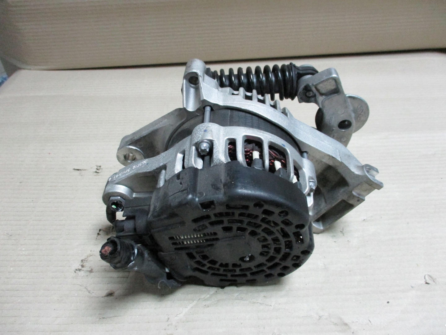 ALTERNATOR HYUNDAI TUCSON 1.6 CRDI 37300-2U200