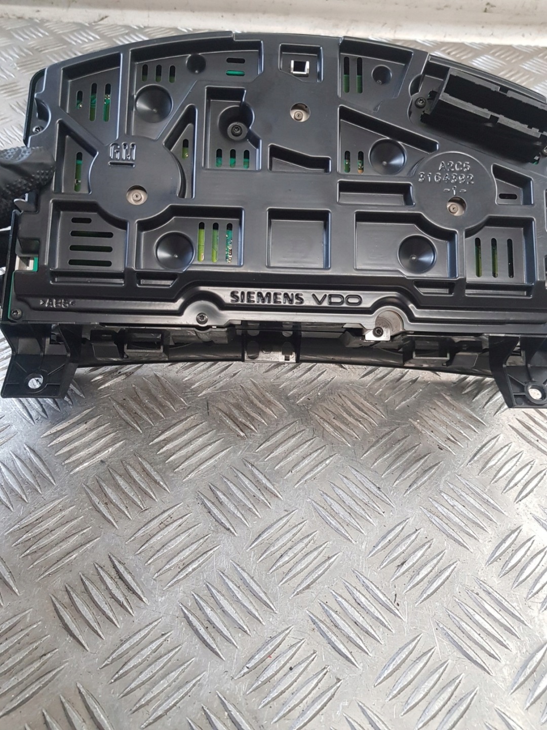dials 13267542FX OPEL ASTRA H 1.6 08R