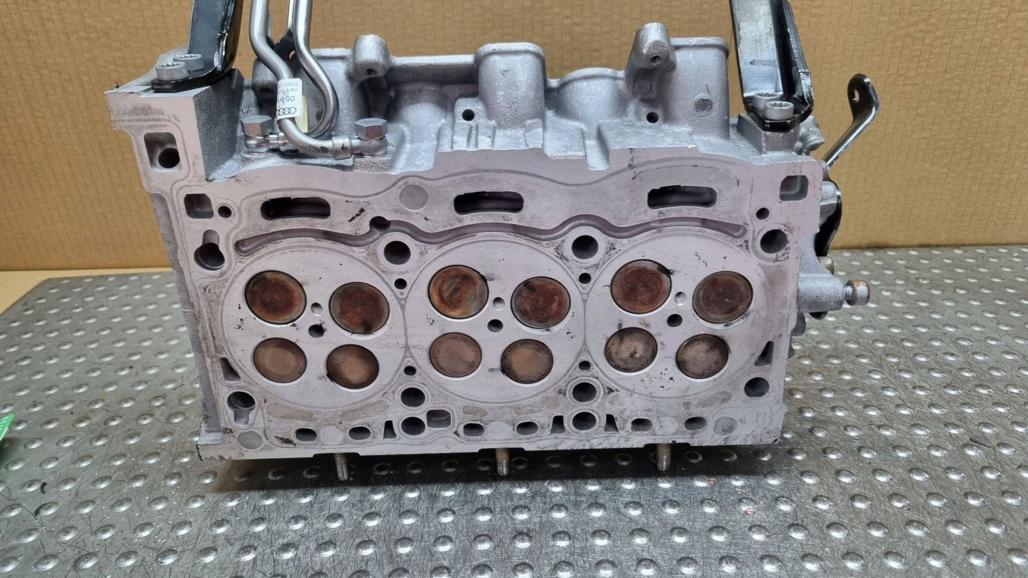 head. left 0593AS 059353EN AUDI A6 C7 A7 SQ5 3.0TDI BITURBO CGQ CVU
