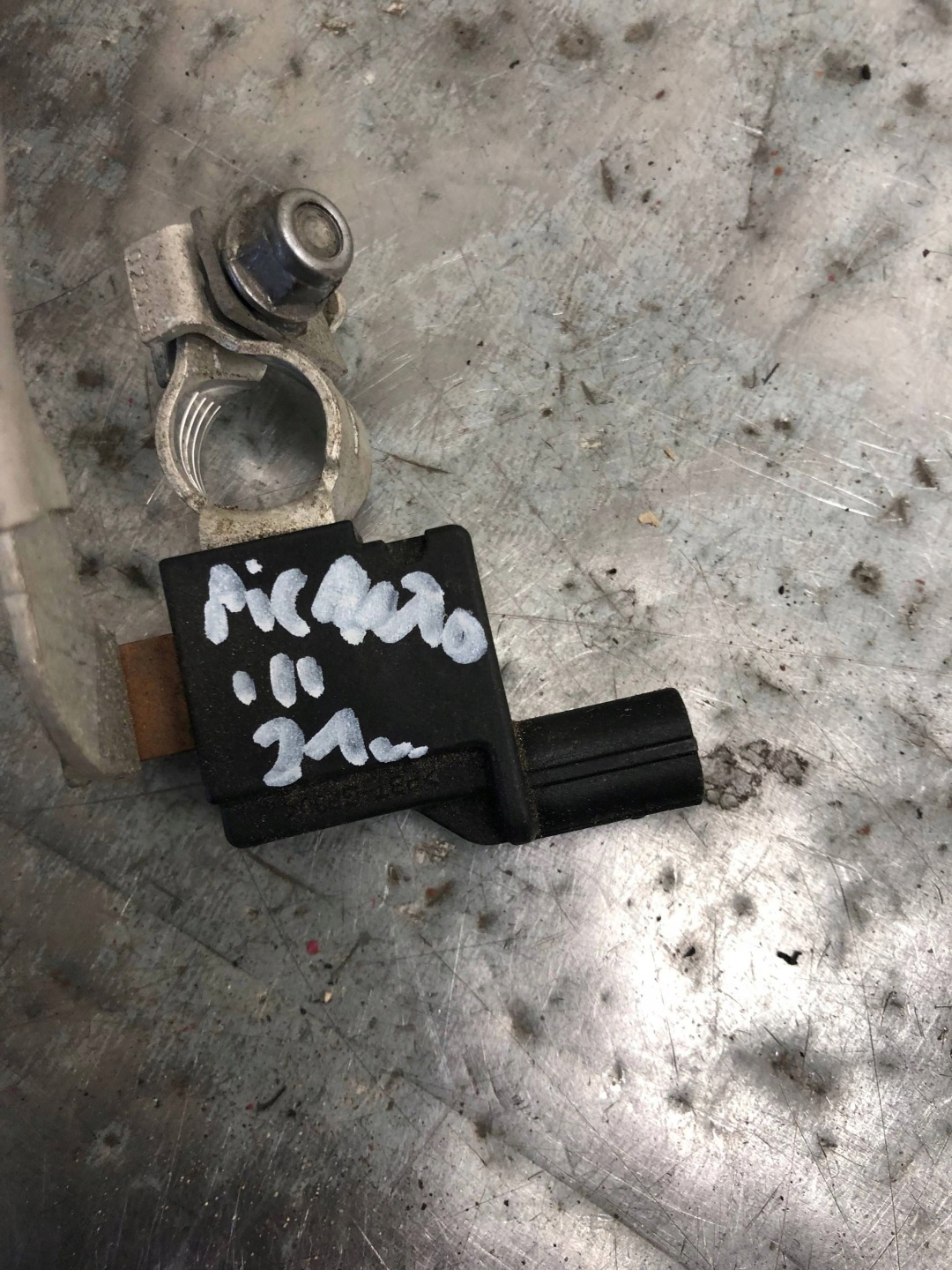 Batteriemanagement Sensor KIA PICANTO III 37180-G6300