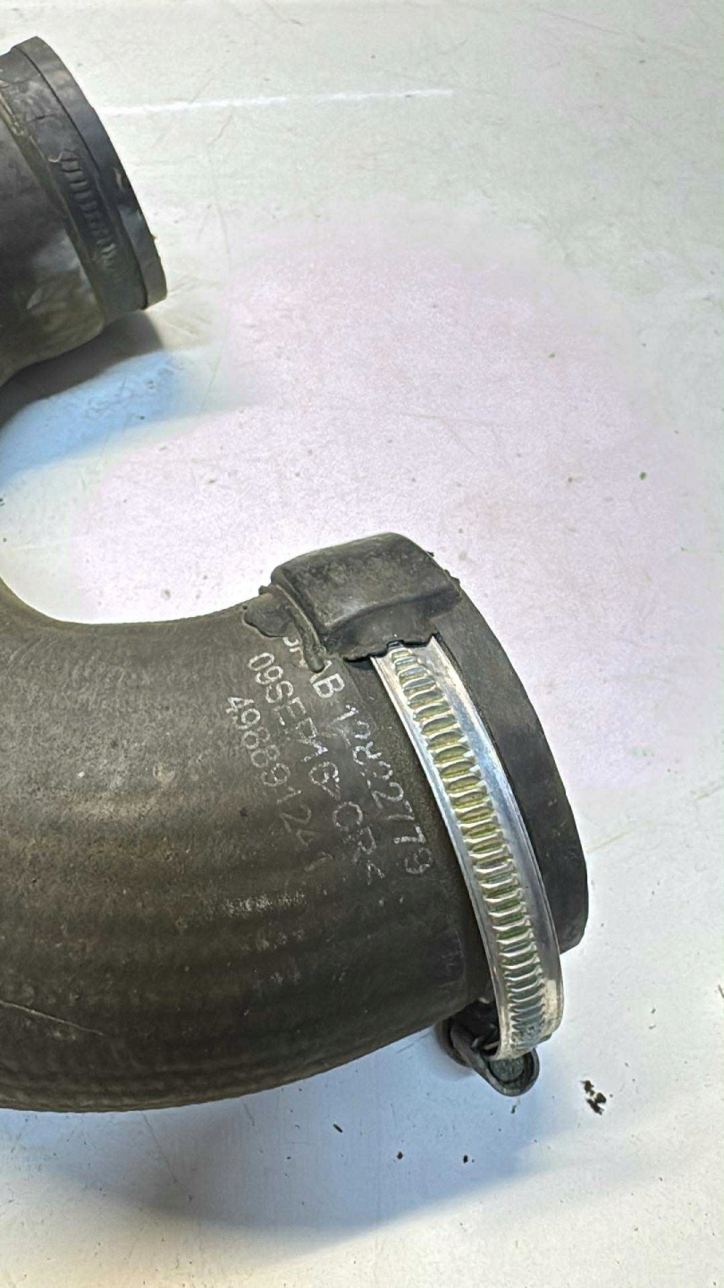 Schlauch intercooler SAAB 9-3 93 Z19DTR 180KM 1.9 TTiD 12822779