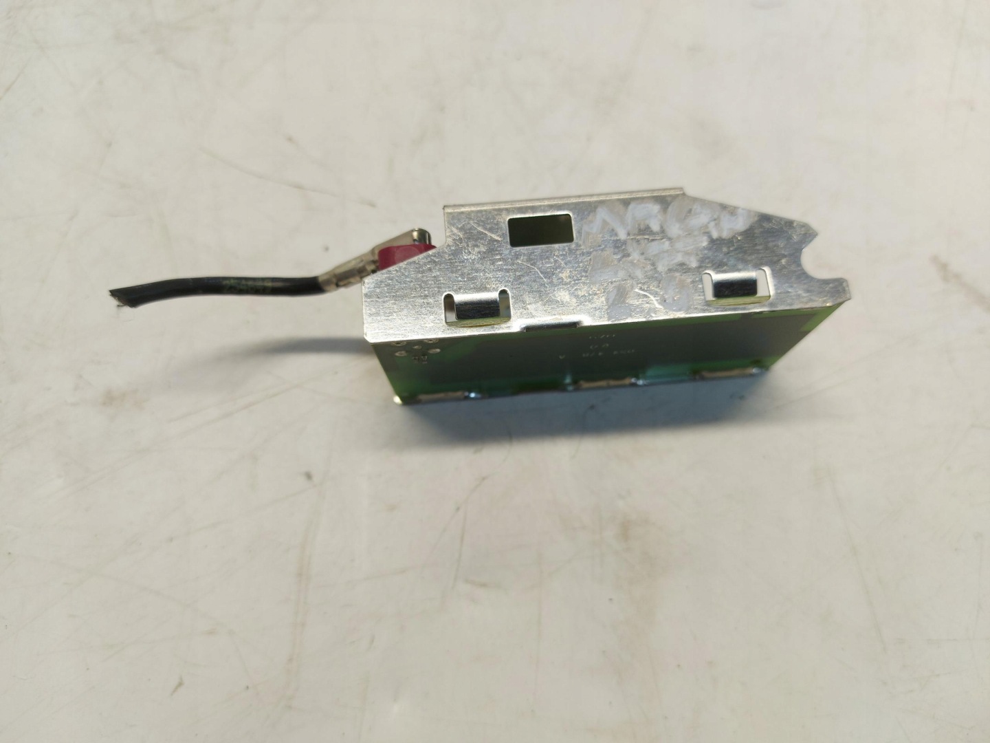 Porsche Macan II LIFT module aerial amplifier 971035503A