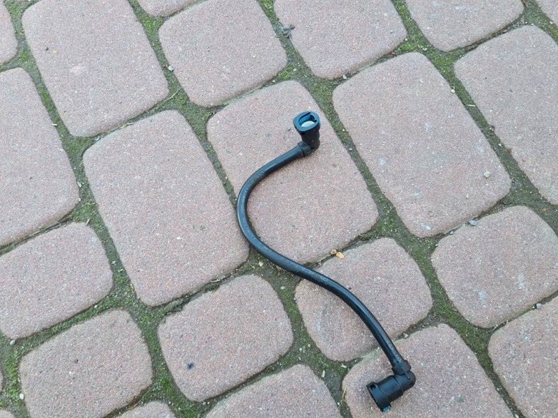 prijenos crijevo goriva Opel Astra K V 13251728