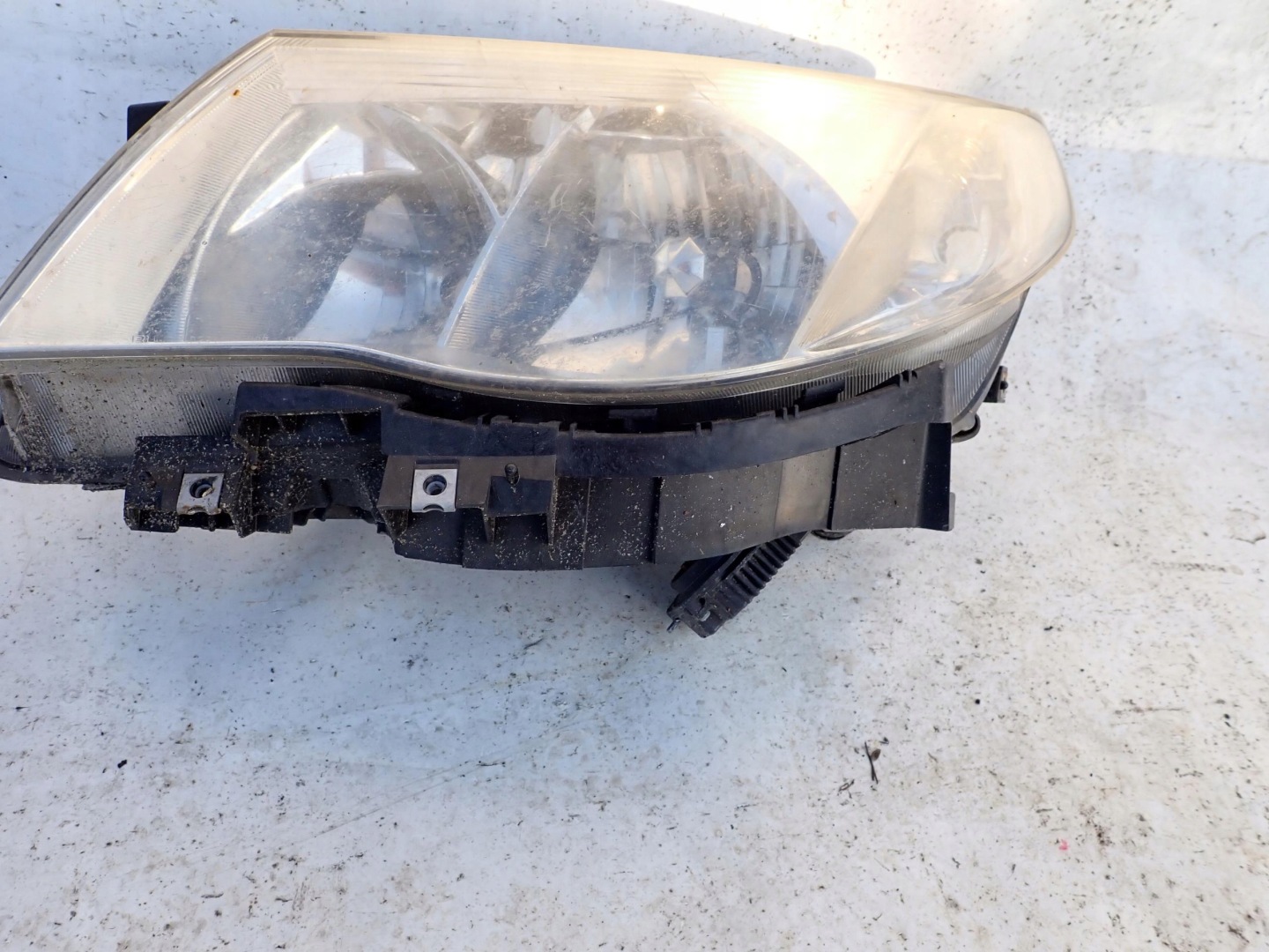 SUBARU FORESTER III 08- light left front XENON
