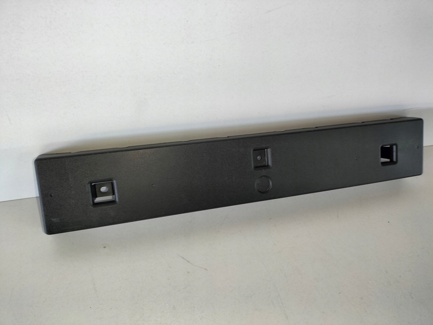 pad below tablice front HYUNDAI I30 III 17