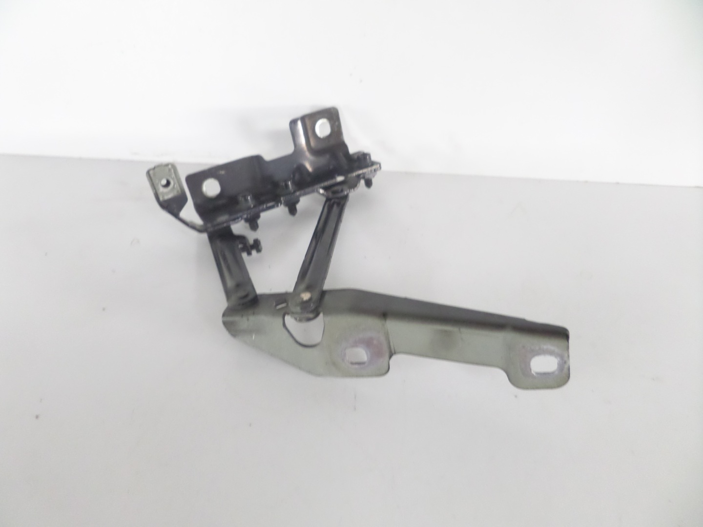 hinge bonnets left OPEL INSIGNIA A 08-17