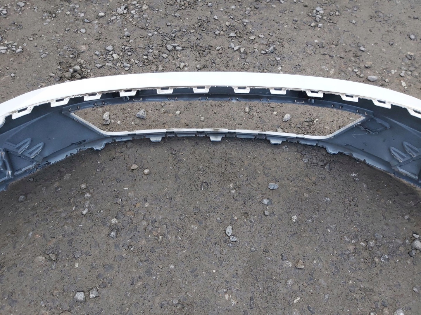 front bumper VW TIGUAN and LIFT 2011R->