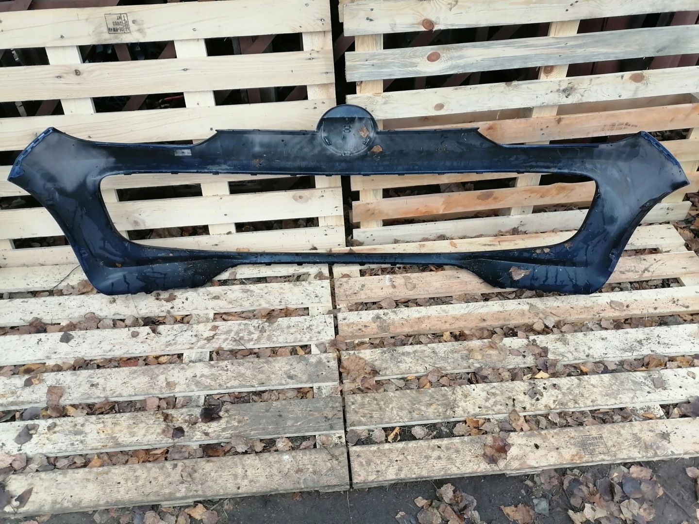 bumper front VOLKSWAGEN UP 1S0807221B