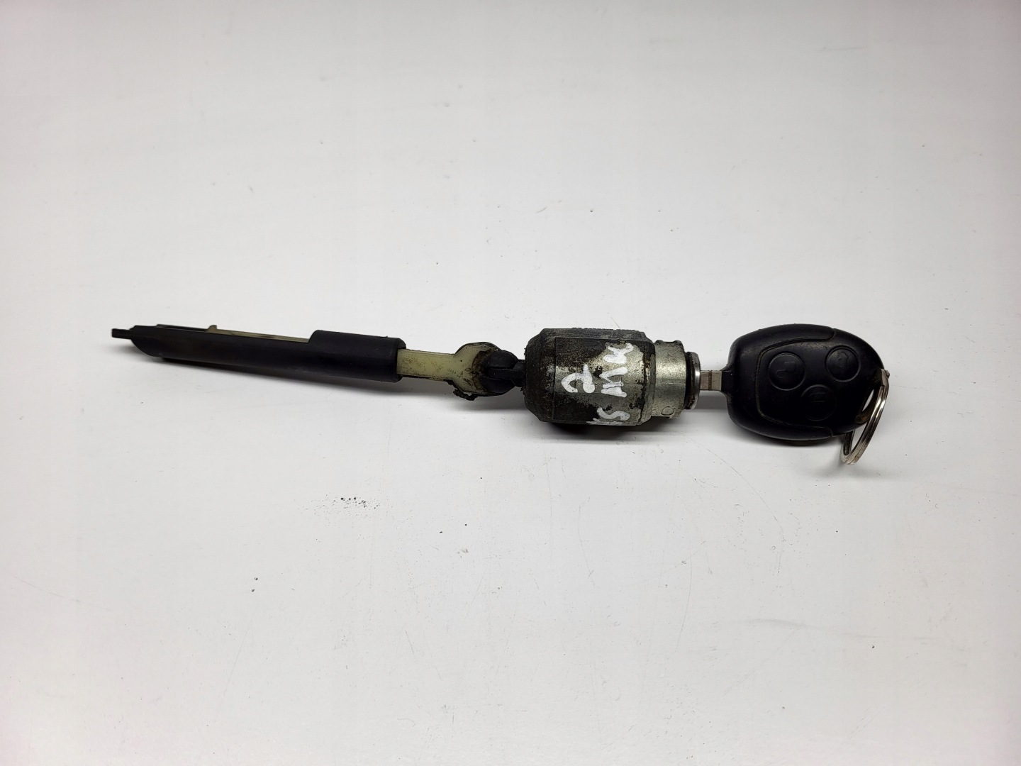 bonnet latch lock z kluczykiem Ford Focus Mk27 16C826AD