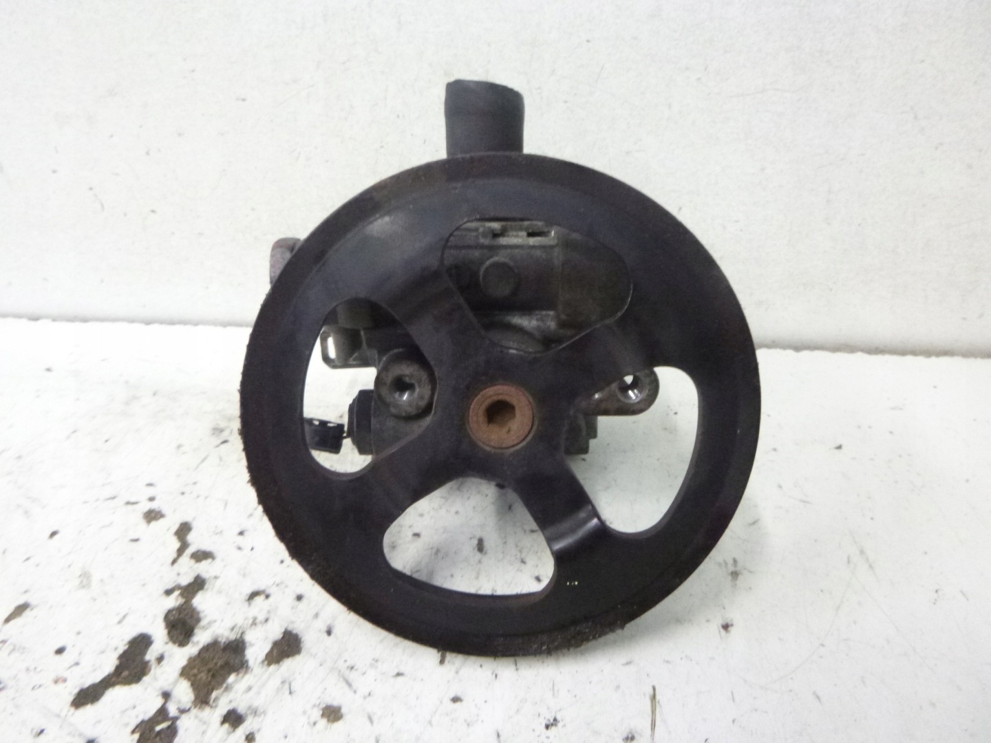 Pompa servosterzo Mitsubishi Outlander e 2.4 2004r.