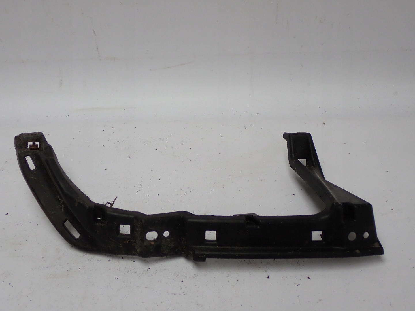 SKODA OCTAVIA IV 20- Support plaque de l’échappement Droit